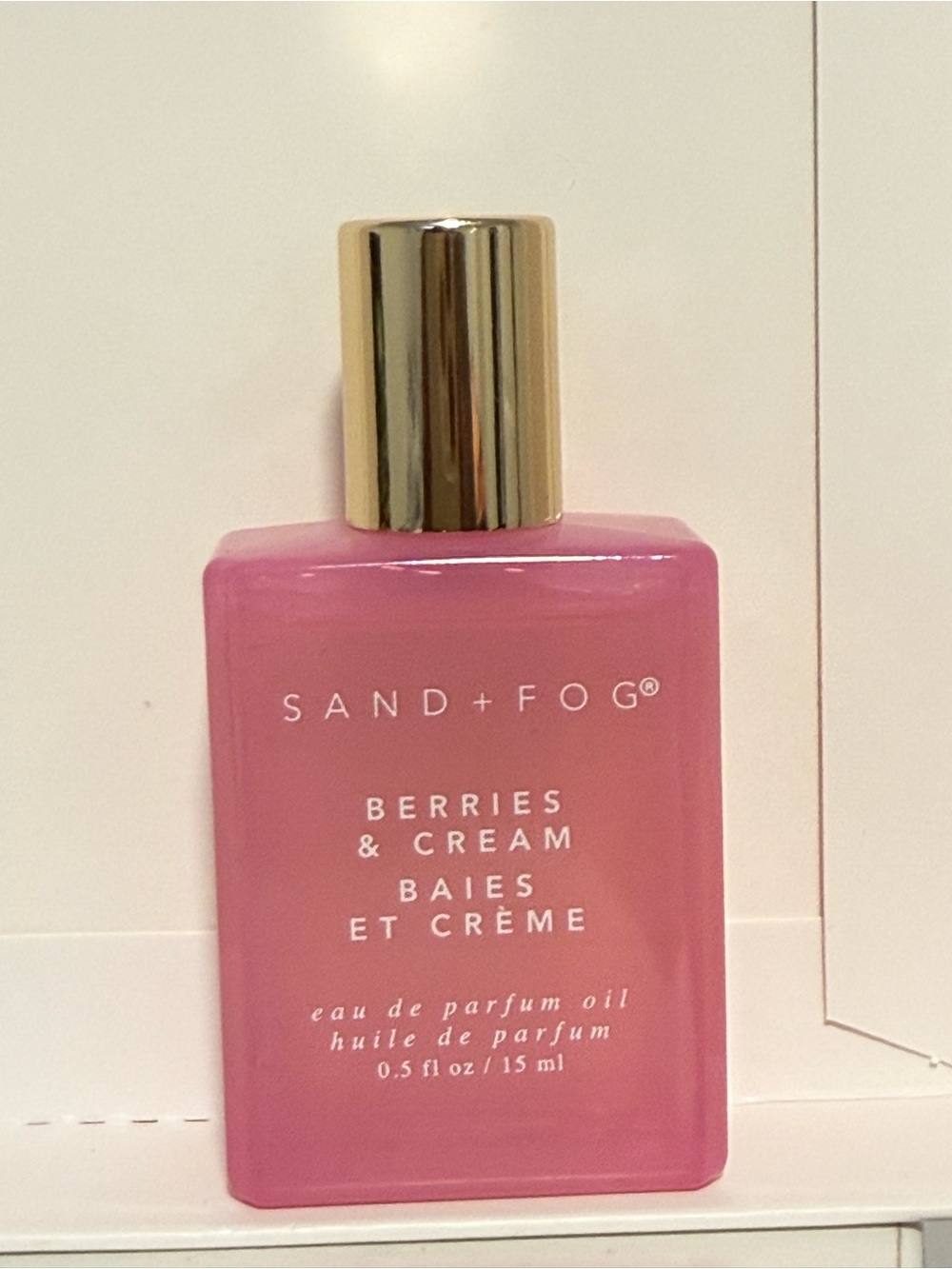 Sand+Fog Berries & Cream perfume Oil